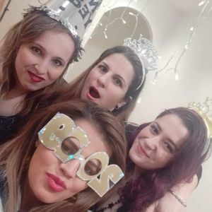 Meet your Posher, Ray